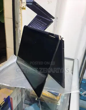 Photo - New Laptop HP Spectre 16GB Intel Core I7 SSD 1T