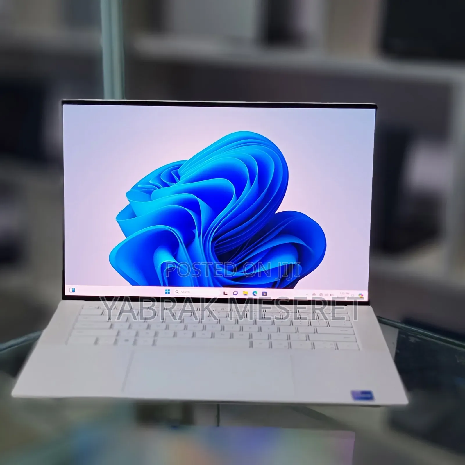 New Laptop Dell 18GB Intel Core I7 SSD 1T