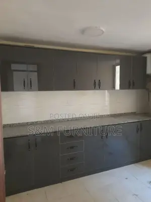 Photo - Kitchen Cabinet Priced Per Square Meter