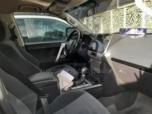 Toyota Land Cruiser Prado 2021 Gray