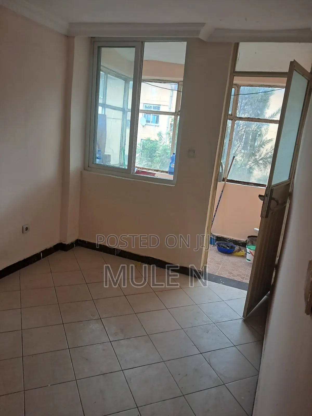 Furnished 2bdrm Condo in Ayat Tafoo, Yeka for sale