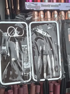 12 in 1 Mini Manicure Set