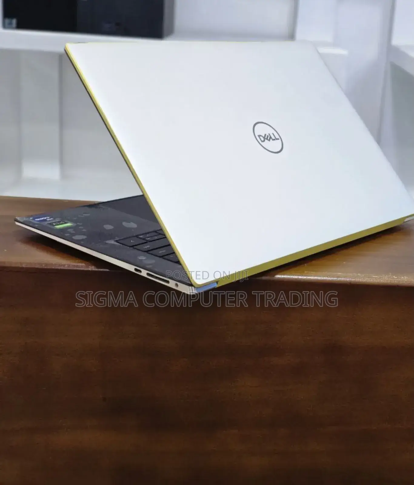 New Laptop Dell XPS 15 32GB Intel Core I9 SSD 2T