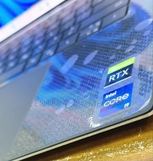 New Laptop Dell XPS 15 32GB Intel Core I9 SSD 2T