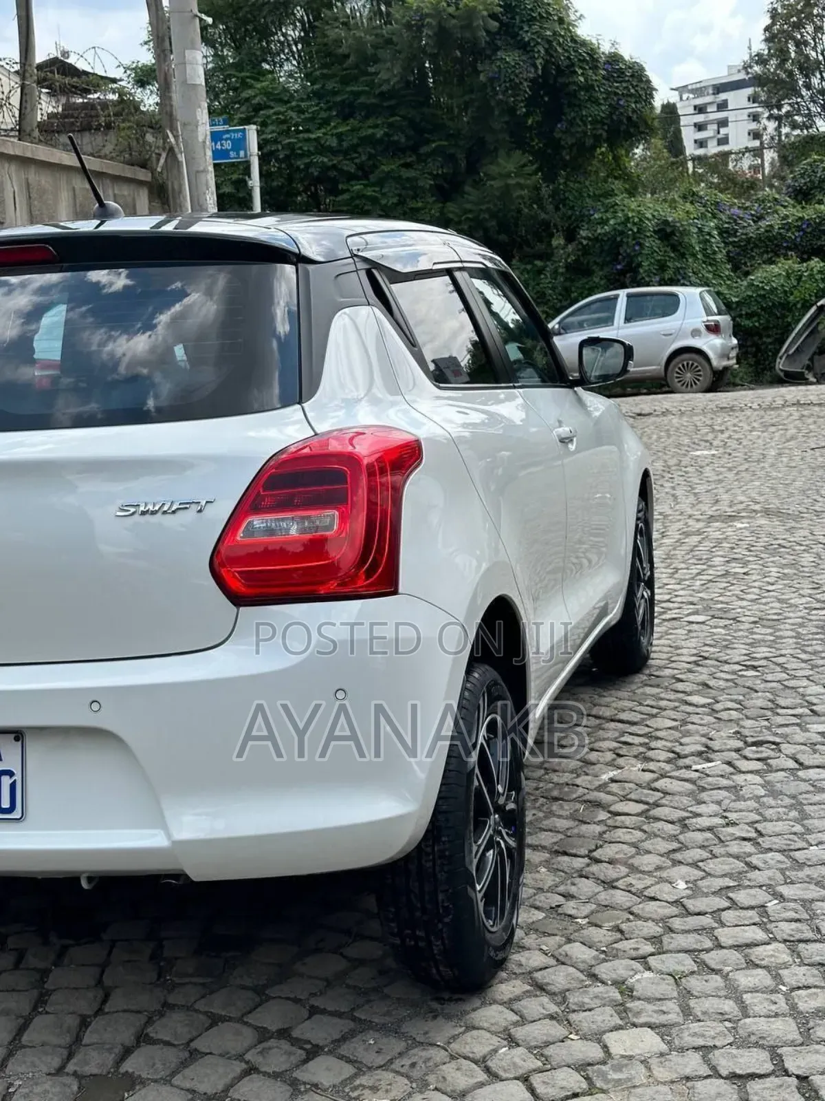 New Suzuki Swift 2022 White