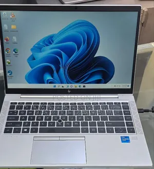 New Laptop HP EliteBook 840 G8 16GB Intel Core I5 SSD 512GB