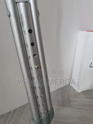 Auxiliary Crutches /ክራንች/Djustment Design/9-Speed Adjustment