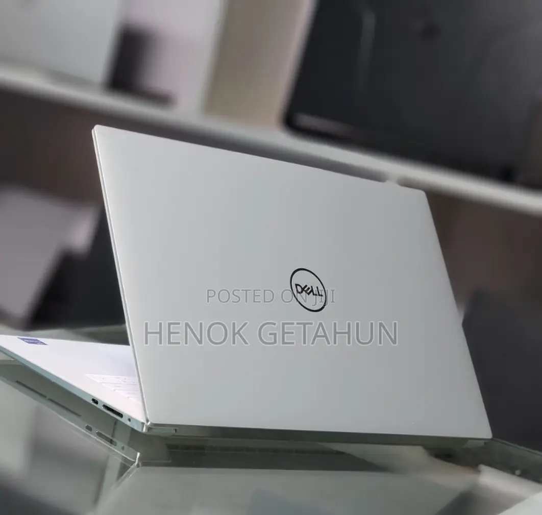 New Laptop HP Spectre 8GB Intel Core I5 SSD 512GB