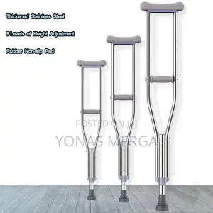 Photo - Crutche/ክራንች+With Leg Foot Injuries+ People With Disabilitie