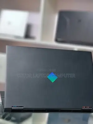 New Laptop HP Omen 15 16GB AMD Ryzen 7 SSD 512GB