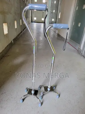 Photo - Walking Cane Large Base,300 Lb Capacity, Adjustable Mobility