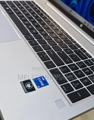 Photo - New Laptop HP 16GB Intel Core I5 SSD 512GB