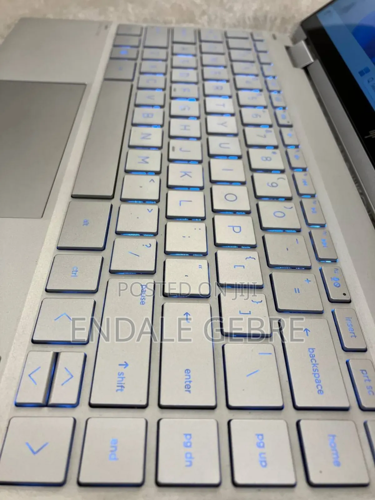 New Laptop HP Spectre X360 8GB Intel Core I5 SSD 512GB