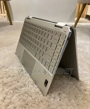 Photo - New Laptop HP Spectre 16GB Intel Core I7 SSD 512GB