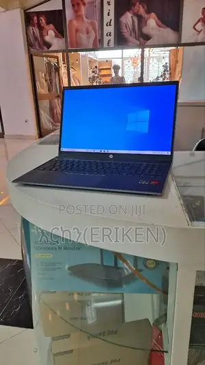 New Laptop HP Pavilion 15 8GB AMD Ryzen 5 SSD 512GB