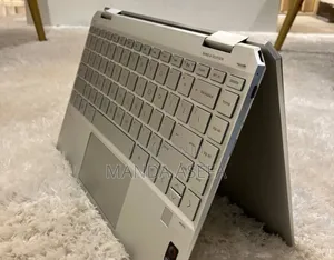 New Laptop HP Spectre 8GB Intel Core I5 SSD 512GB