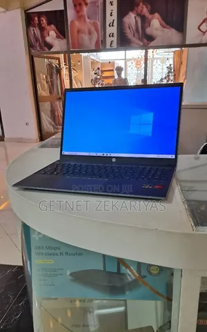 New Laptop HP Pavilion 15 8GB AMD Ryzen 5 SSD 512GB