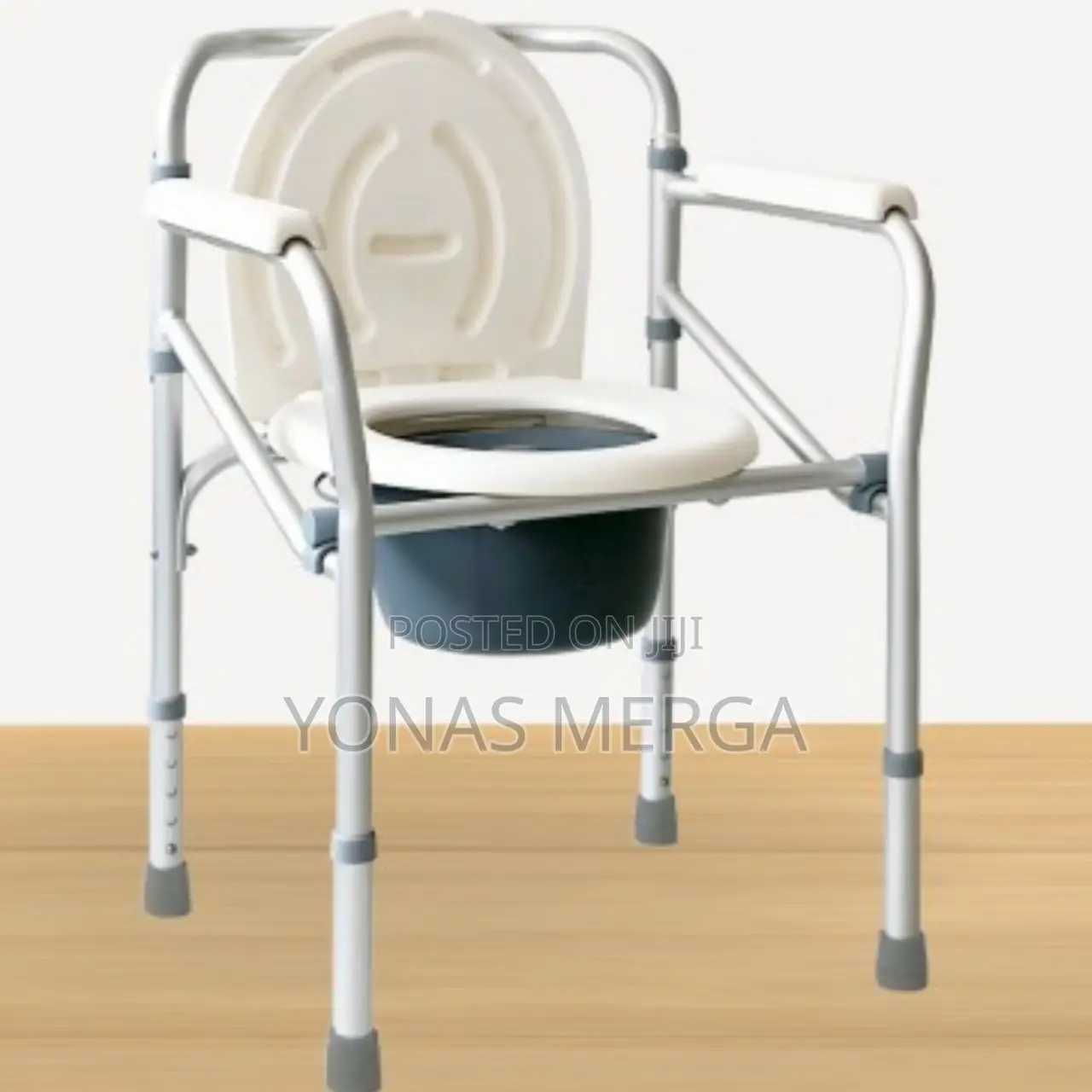 Commode Toilet Chair for Bedroom, Bedside Commodes W/ Bucket