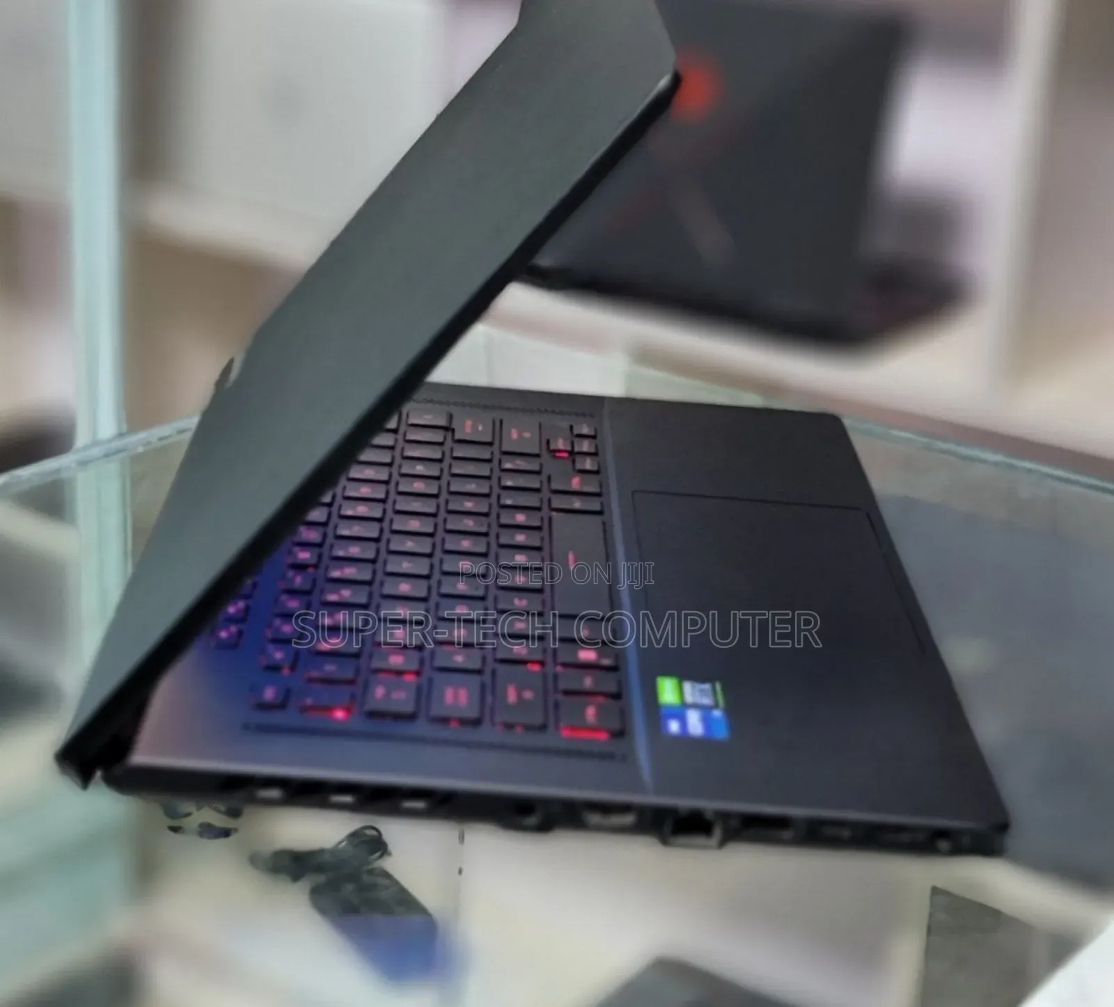 New Laptop Asus ROG Zephyrus G15 16GB Intel Core I7 SSD 512GB