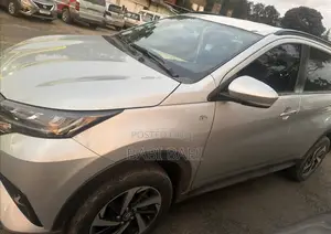 Toyota Rush 2022 Silver