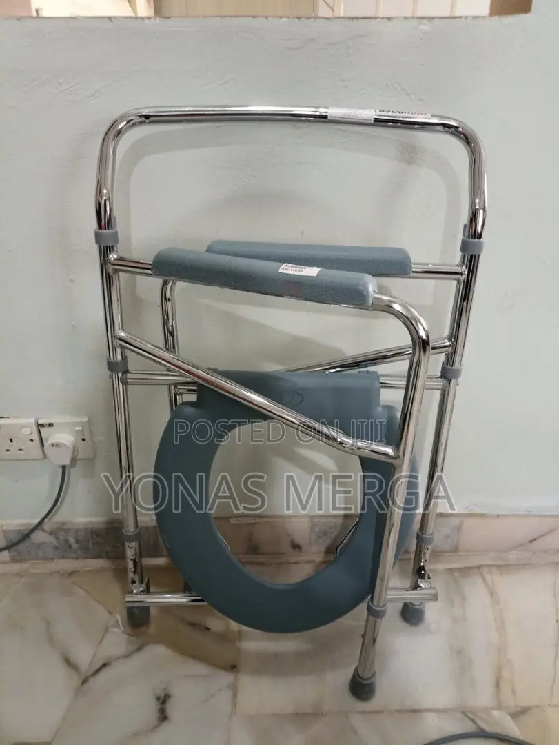 Commode Chair Without Wheel,For Bathroom Use, Style : Modern
