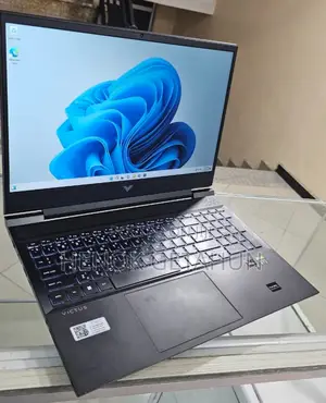 New Laptop HP Victus 16 24GB AMD Ryzen 5 SSD 512GB