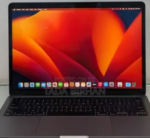 Photo - New Laptop Apple MacBook Pro M1 8GB Apple M1 Pro SSD 512GB