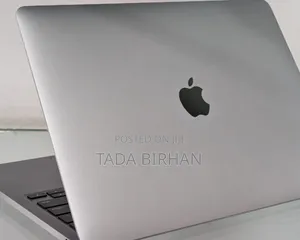 New Laptop Apple MacBook Pro M1 8GB Apple M1 Pro SSD 512GB