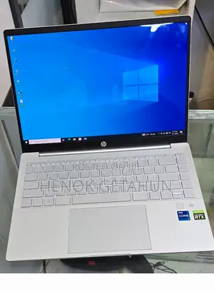 New Laptop HP Envy X360 16GB Intel Core I7 SSD 512GB