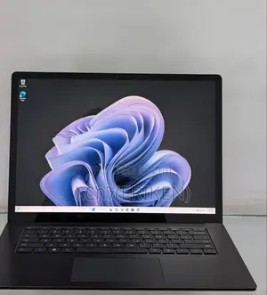 New Laptop Microsoft Surface 16GB Intel Core I7 SSD 256GB