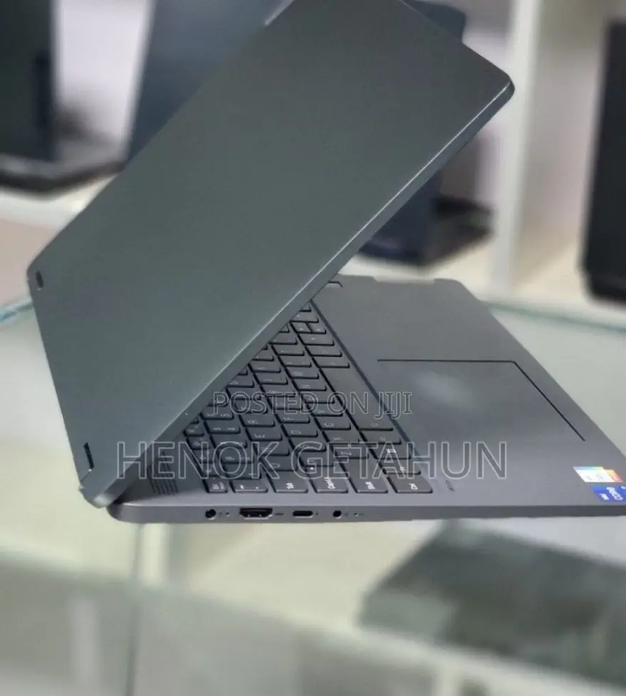 New Laptop Lenovo Flex 5 16GB Intel Core I7 SSD 512GB