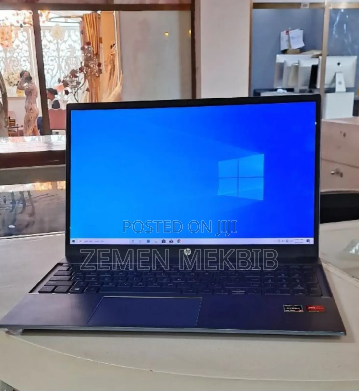 New Laptop HP EliteBook 840 8GB AMD Ryzen 5 SSD 512GB