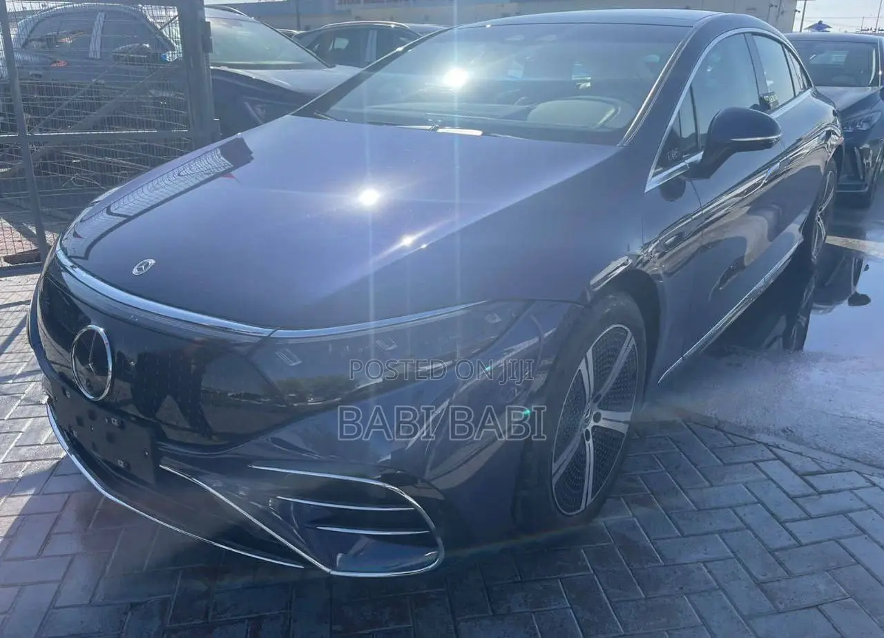 Mercedes-Benz EQE 2023 Matt Black