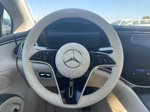 Mercedes-Benz EQE 2023 Matt Black