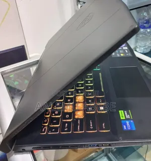 New Laptop MSI Katana 15 16GB Intel Core I7 SSD 1T