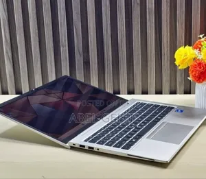 New Laptop HP EliteBook 840 16GB Intel Core I5 SSD 512GB