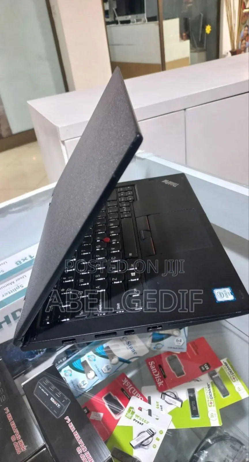 New Laptop Lenovo ThinkPad Yoga 8GB Intel Core I5 SSD 512GB