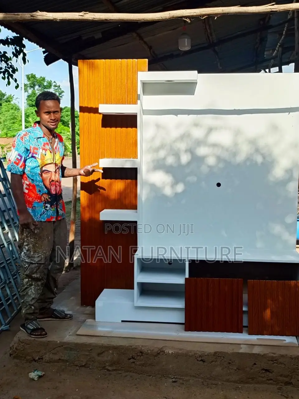 New Design Tv Stand Unit Made of #1 MDF Material