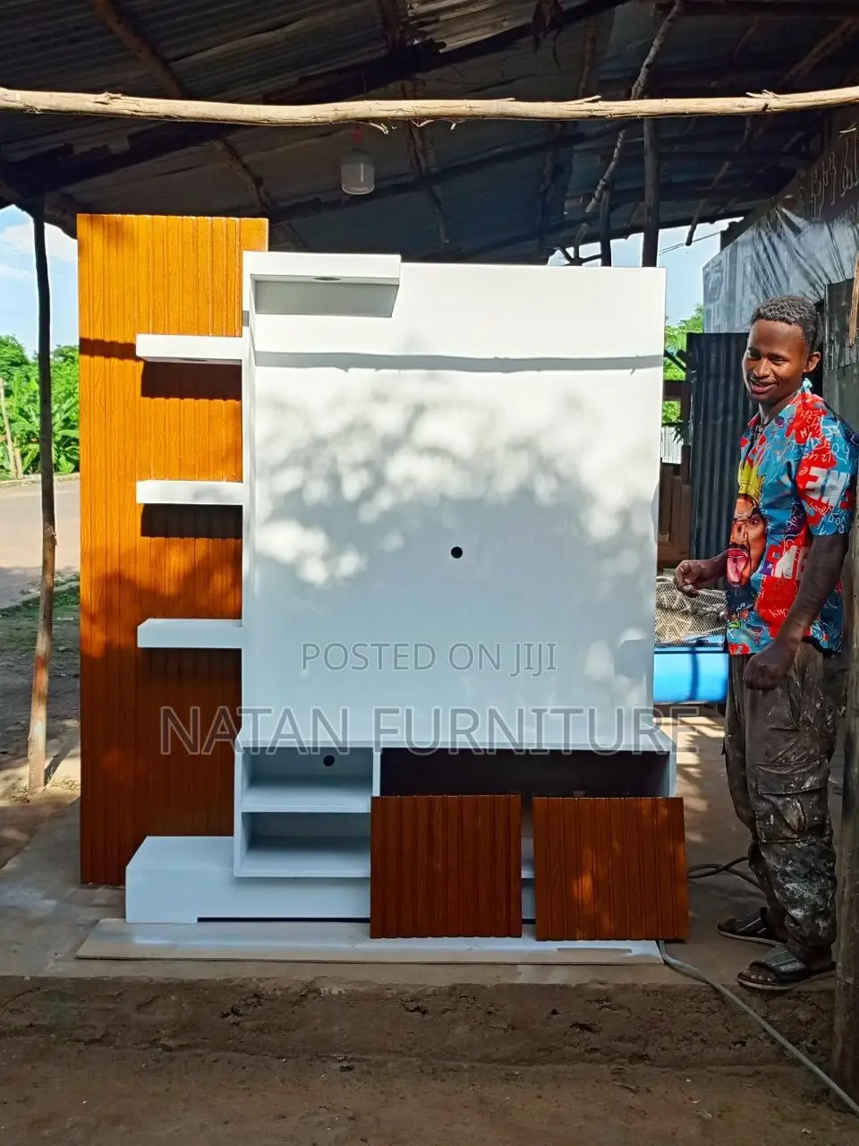 New Design Tv Stand Unit Made of #1 MDF Material