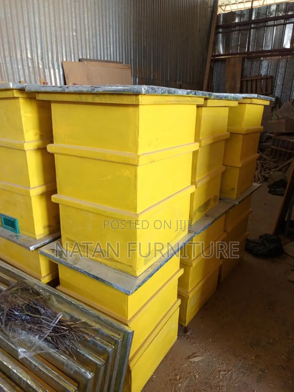 ዘመናዊ የንብ ቀፎ () ሙሉ በሙሉ ጥራት ለረጅ ባለው ዋንዛ እንጨት የተሰራ