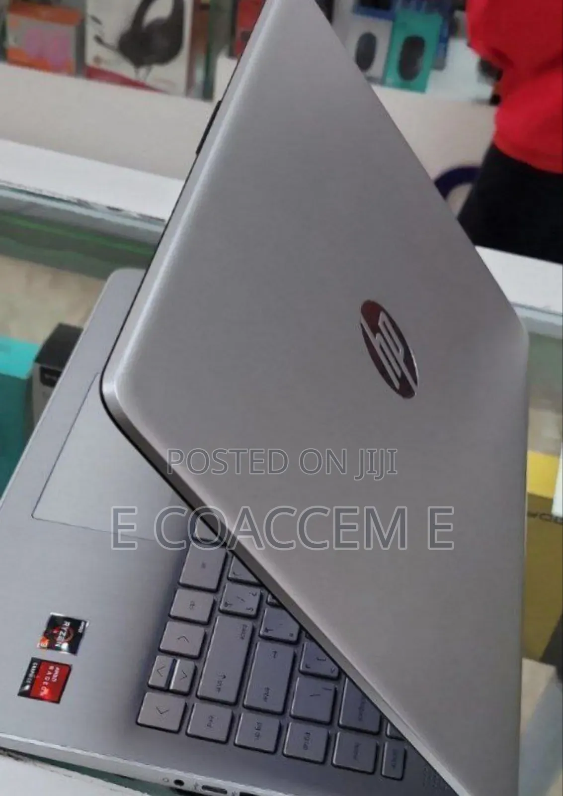 New Laptop HP 8GB AMD Ryzen 3 SSD 256GB