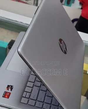 New Laptop HP 8GB AMD Ryzen 3 SSD 256GB