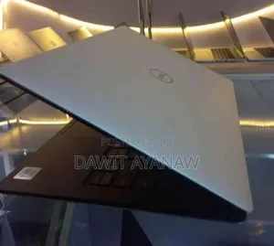 New Laptop Dell XPS 15 32GB Intel Core I7 SSD 1T