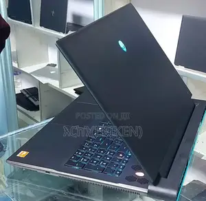 New Laptop Alienware M17x R2 32GB AMD Ryzen 9 SSD 1T