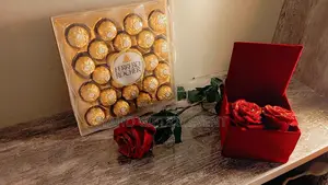 Yaho Birthday Gift Package