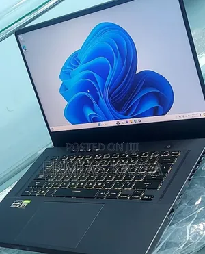 New Laptop Asus ROG Zephyrus G15 16GB Intel Core I7 SSD 512GB