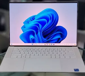 New Laptop Dell XPS 15 16GB Intel Core I7 SSD 1T