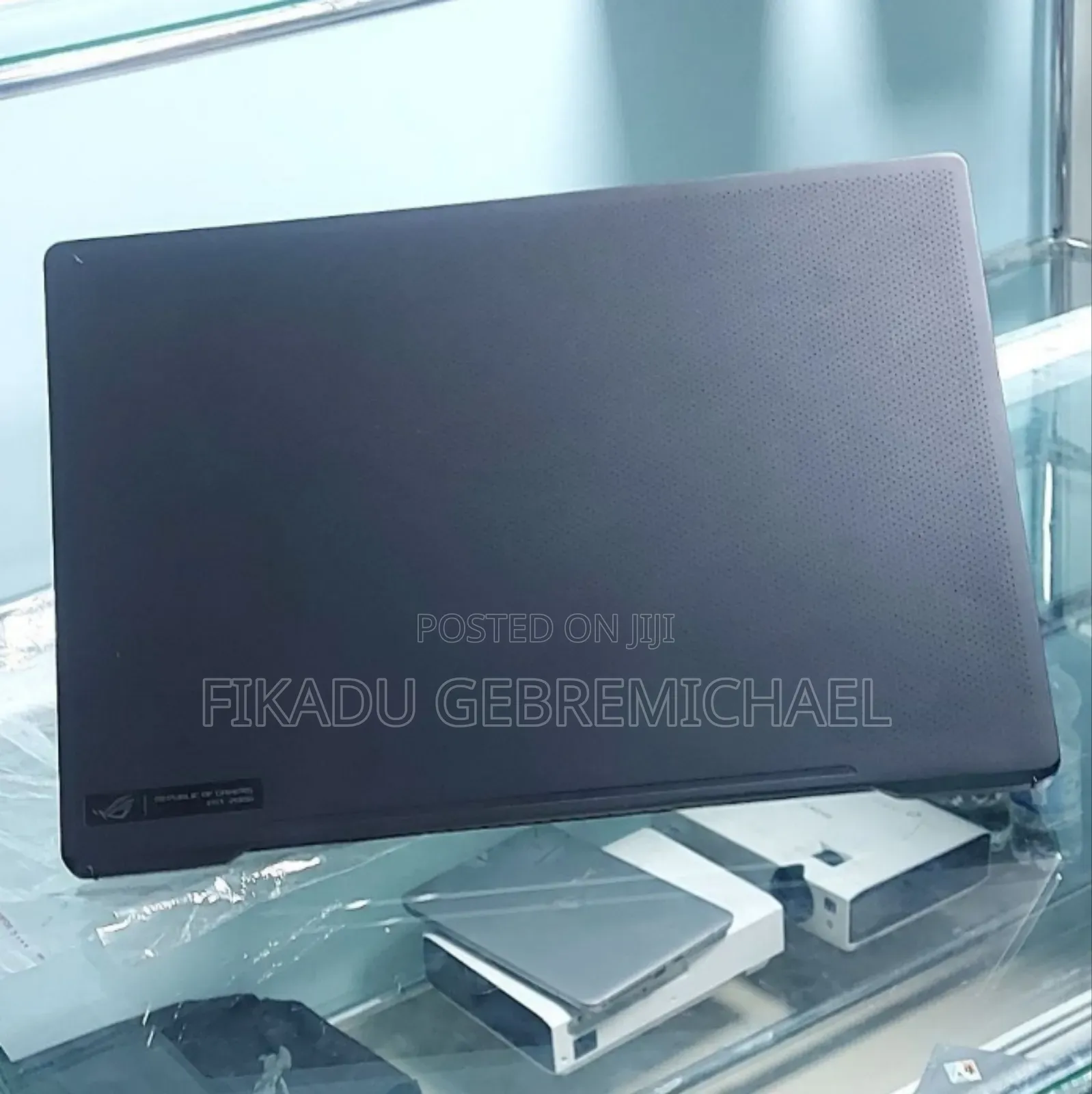 New Laptop Asus ROG Zephyrus G15 16GB Intel Core I7 SSD 512GB