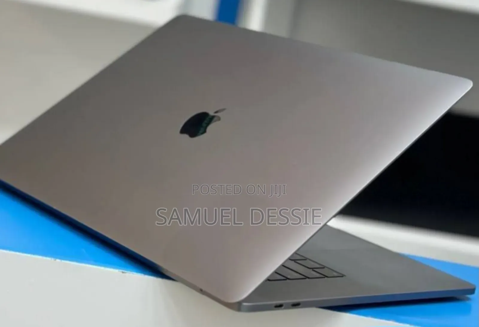 New Laptop Apple MacBook Pro 2017 16GB Intel Core I7 SSD 512GB