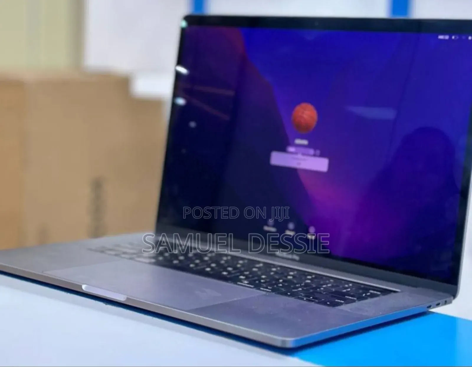 New Laptop Apple MacBook Pro 2017 16GB Intel Core I7 SSD 512GB